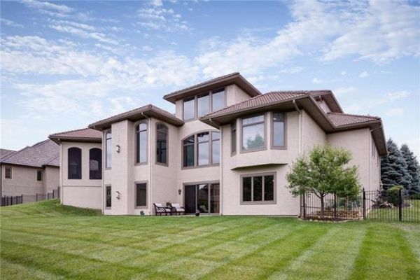 Homes For Sale in Overland Park, Kansas