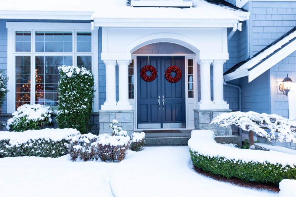 Selling Your Home: How To Decorate For The Holidays