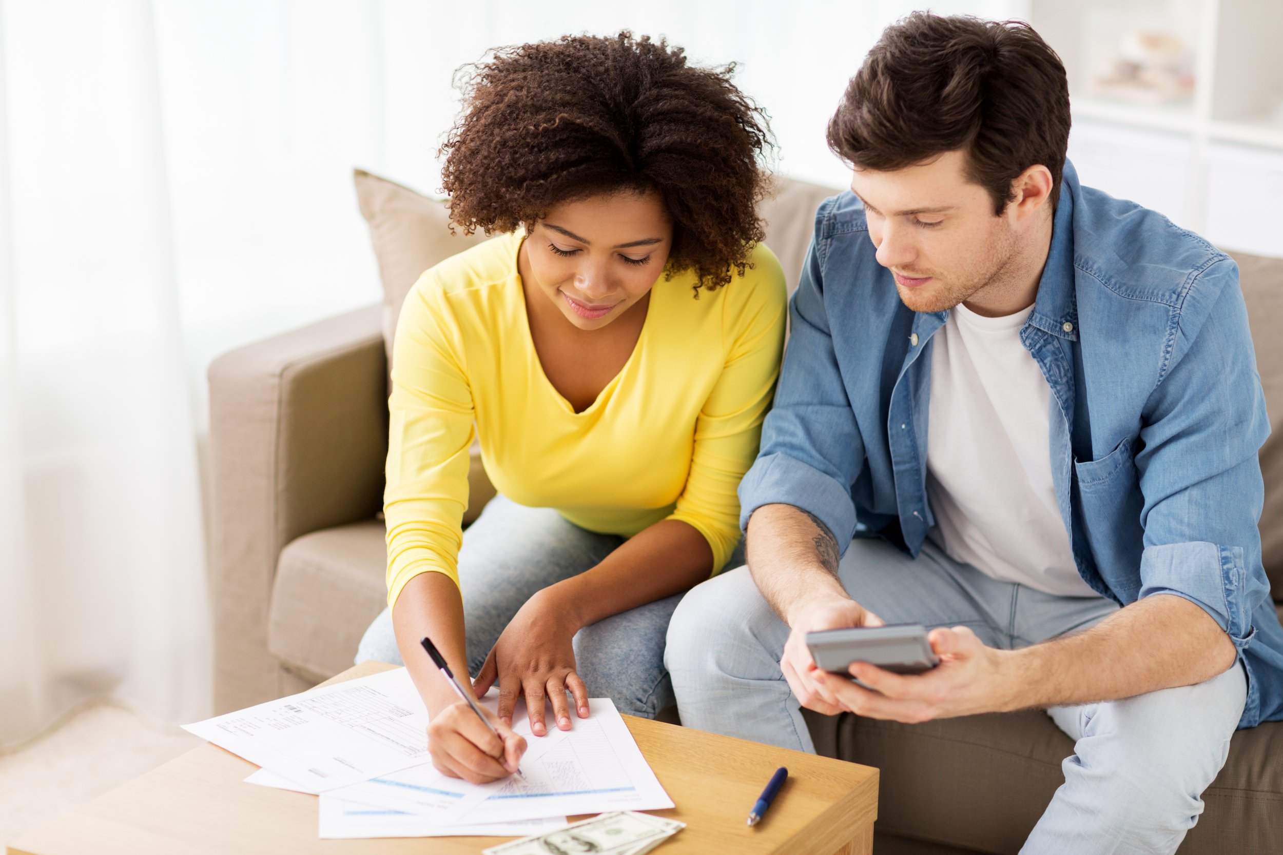 real-estate-budget-couple